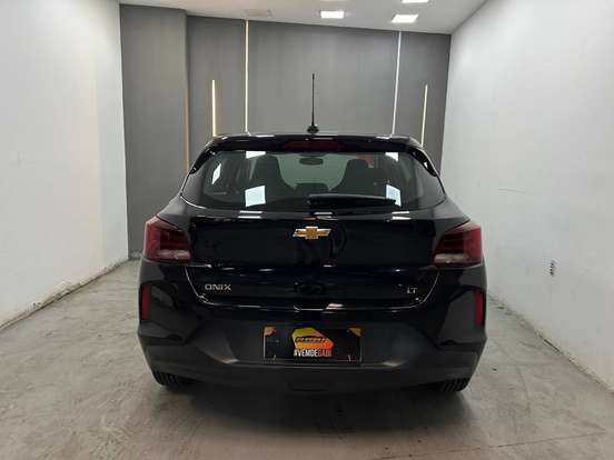 CHEVROLET-ONIX-2023