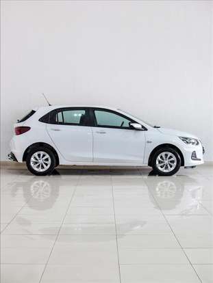 CHEVROLET-ONIX-2021
