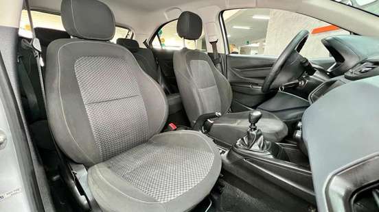 CHEVROLET-ONIX-2020