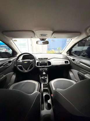 CHEVROLET-ONIX-2014