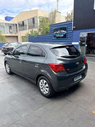 CHEVROLET-ONIX-2019