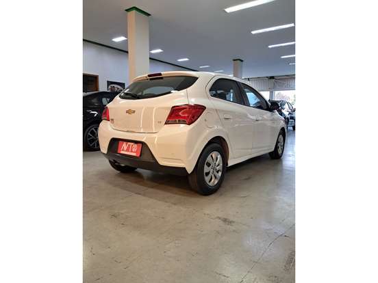 CHEVROLET-ONIX-2019