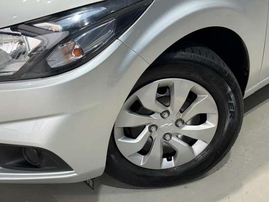 CHEVROLET-ONIX-1.0 MPFI LT 8V FLEX 4P MANUAL CHEVROLET-ONIX-2017