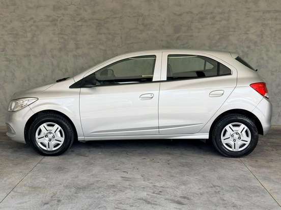 CHEVROLET-ONIX-1.0 MPFI LT 8V FLEX 4P MANUAL CHEVROLET-ONIX-2014