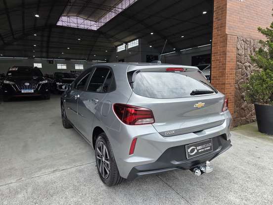 CHEVROLET-ONIX-2025
