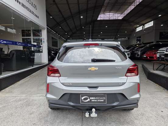 CHEVROLET-ONIX-2025