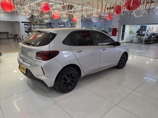 CHEVROLET-ONIX-2021