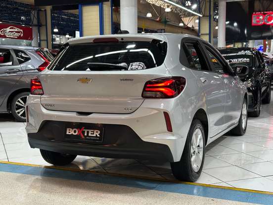 CHEVROLET-ONIX-2022