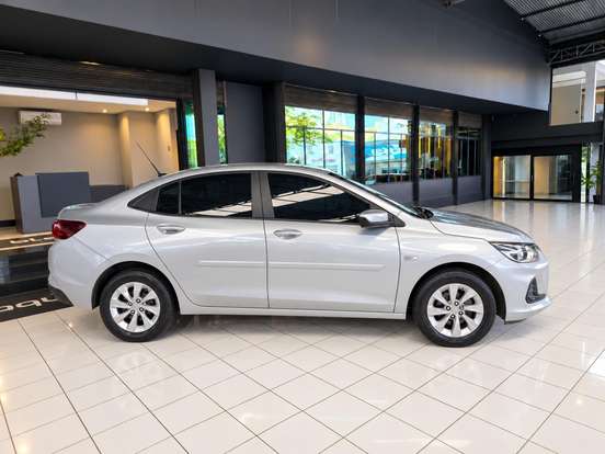 CHEVROLET-ONIX-1.0 TURBO FLEX PLUS LT AUTOMÁTICO CHEVROLET-ONIX-2022