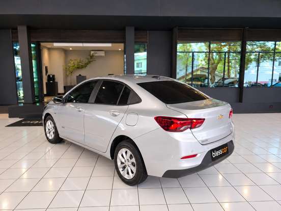 CHEVROLET-ONIX-2022