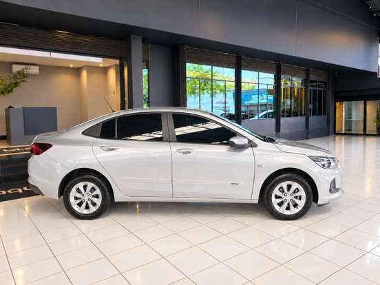 CHEVROLET-ONIX-2022