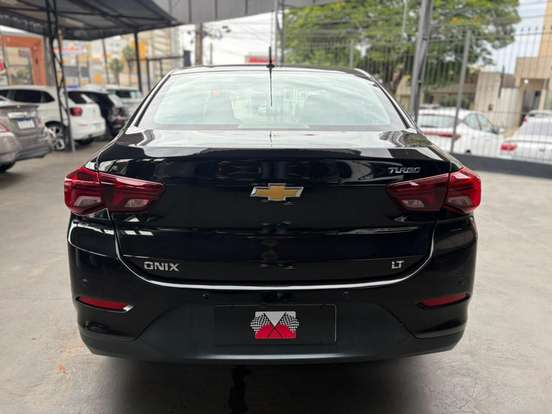 CHEVROLET-ONIX-2022