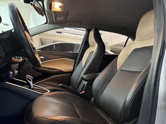 CHEVROLET-ONIX-1.0 TURBO FLEX PREMIER AUTOMÁTICO CHEVROLET-ONIX-2019