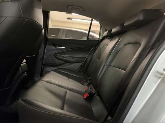 CHEVROLET-ONIX-1.0 TURBO FLEX PREMIER AUTOMÁTICO CHEVROLET-ONIX-2019
