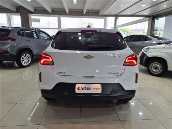 CHEVROLET-ONIX-2024