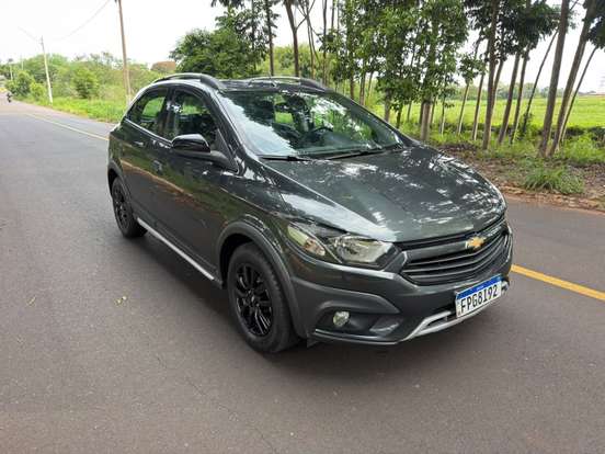 CHEVROLET-ONIX-1.4 MPFI ACTIV 8V FLEX 4P AUTOMÁTICO CHEVROLET-ONIX-2018