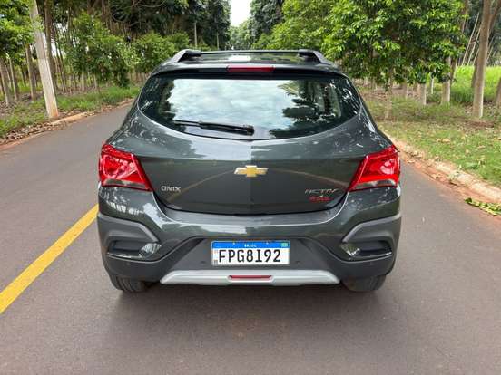 CHEVROLET-ONIX-1.4 MPFI ACTIV 8V FLEX 4P AUTOMÁTICO CHEVROLET-ONIX-2018