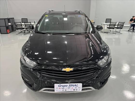 CHEVROLET ONIX 1.4 MPFI ACTIV 8V FLEX 4P AUTOMÁTICO