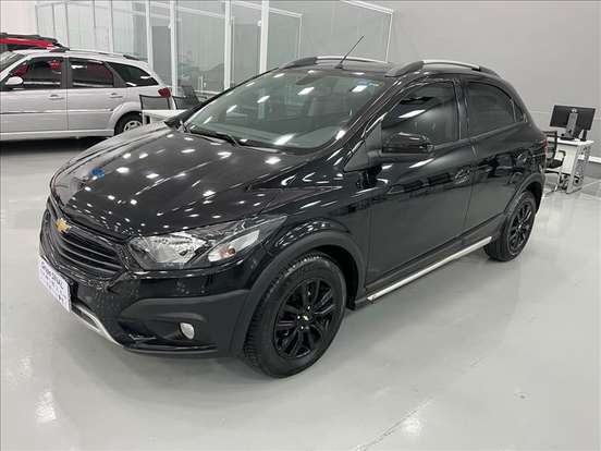 CHEVROLET-ONIX-2018