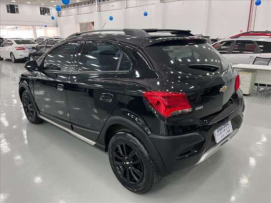 CHEVROLET-ONIX-1.4 MPFI ACTIV 8V FLEX 4P AUTOMÁTICO CHEVROLET-ONIX-2018