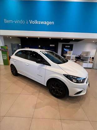 CHEVROLET-ONIX-2019