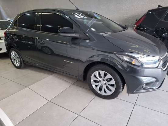 CHEVROLET-ONIX-2018