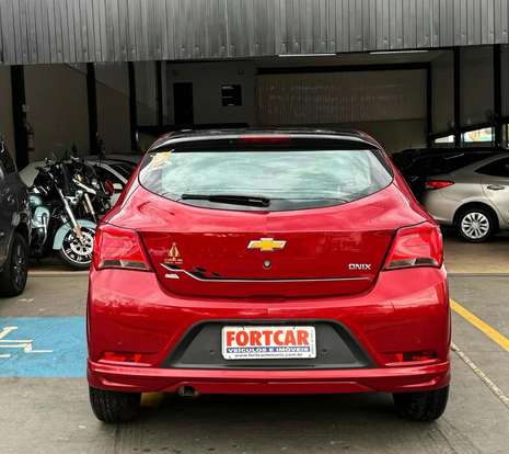 CHEVROLET-ONIX-1.4 MPFI EFFECT 8V FLEX 4P MANUAL CHEVROLET-ONIX-2017
