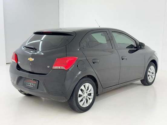 CHEVROLET-ONIX-2017
