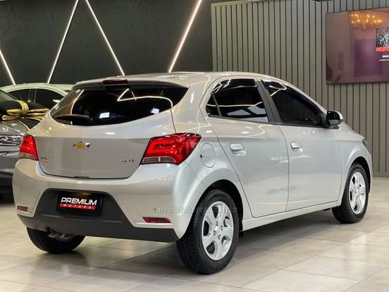CHEVROLET-ONIX-1.4 MPFI LT 8V FLEX 4P MANUAL CHEVROLET-ONIX-2018