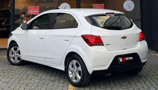 CHEVROLET-ONIX-1.4 MPFI LT 8V FLEX 4P MANUAL CHEVROLET-ONIX-2019