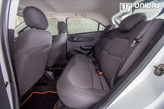 CHEVROLET-ONIX-2014