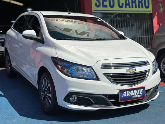 CHEVROLET-ONIX-1.4 MPFI LTZ 8V FLEX 4P AUTOMÁTICO CHEVROLET-ONIX-2016