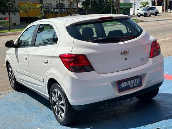 CHEVROLET-ONIX-1.4 MPFI LTZ 8V FLEX 4P AUTOMÁTICO CHEVROLET-ONIX-2016