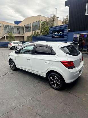 CHEVROLET-ONIX-2013