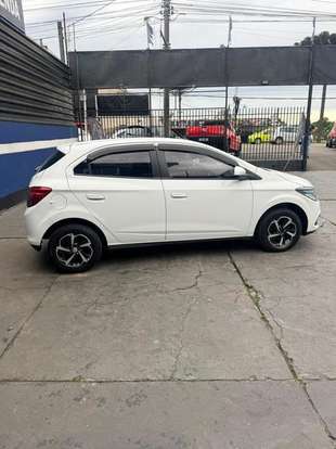 CHEVROLET-ONIX-2013
