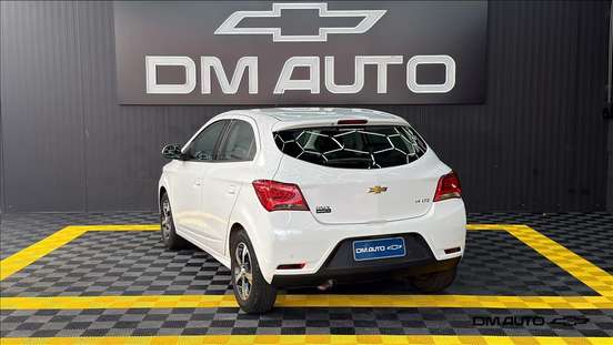 CHEVROLET-ONIX-2018