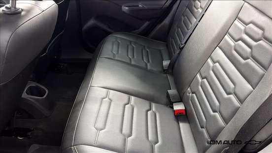 CHEVROLET-ONIX-2018