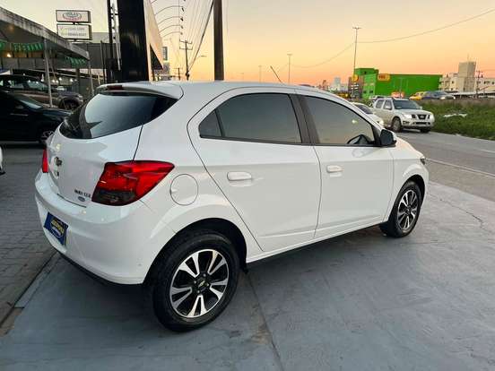 CHEVROLET-ONIX-1.4 MPFI LTZ 8V FLEX 4P MANUAL CHEVROLET-ONIX-2015