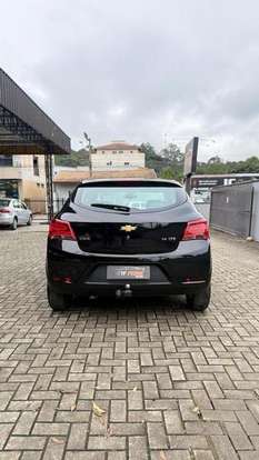 CHEVROLET-ONIX-2017