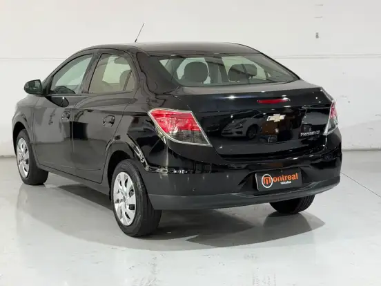 CHEVROLET-PRISMA-2014