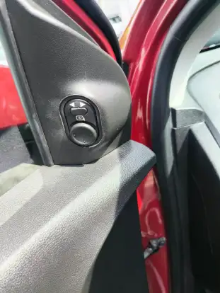 CHEVROLET-PRISMA-2018