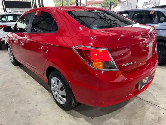 CHEVROLET-PRISMA-2015