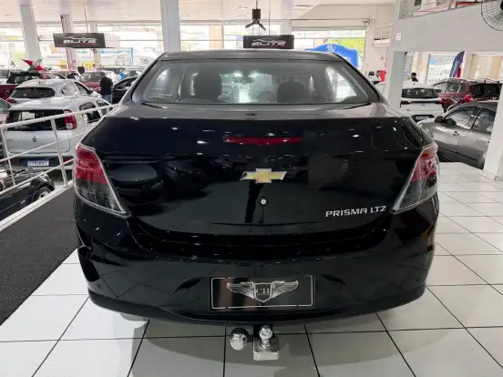 CHEVROLET-PRISMA-2014