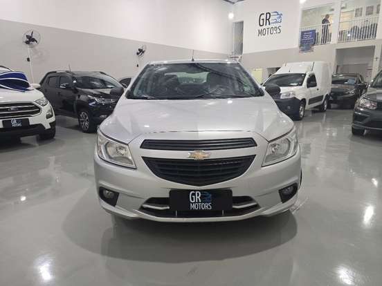 CHEVROLET-PRISMA-2017