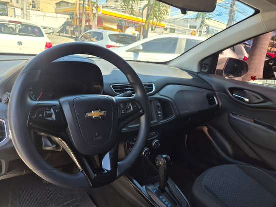 CHEVROLET-PRISMA-2017