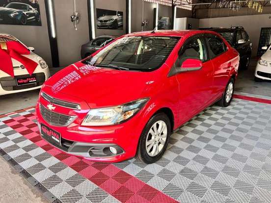 CHEVROLET-PRISMA-2014