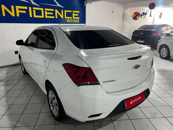 CHEVROLET-PRISMA-2017
