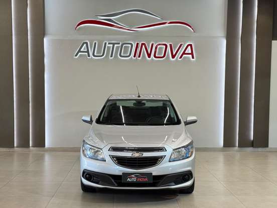 CHEVROLET-PRISMA-2014