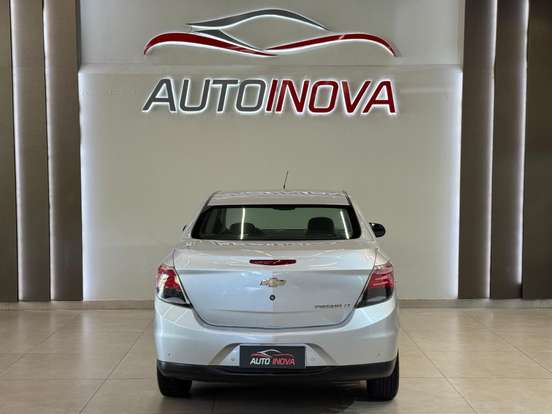 CHEVROLET-PRISMA-2014