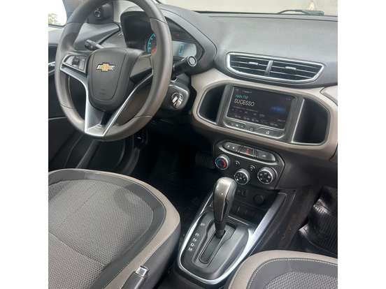 CHEVROLET-PRISMA-2013